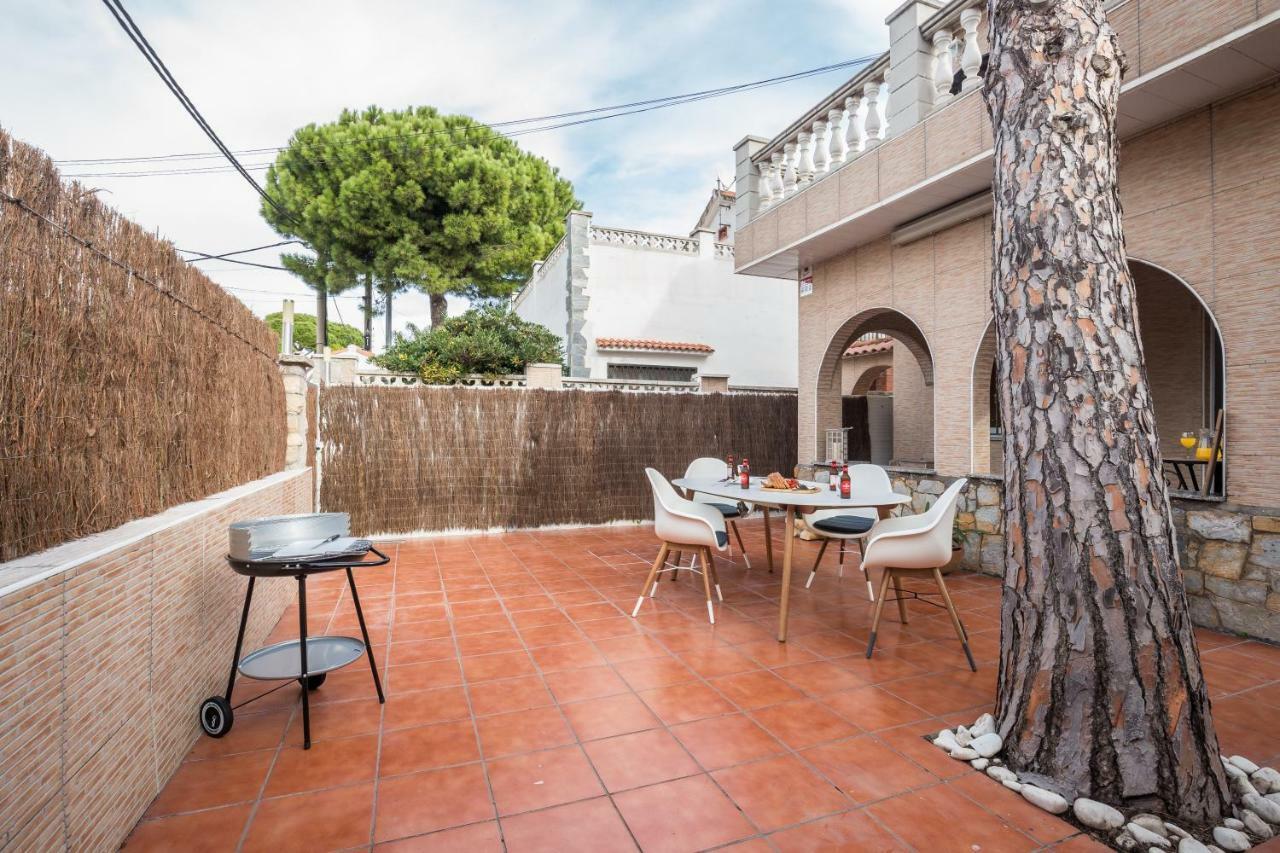 Casa Samara Villa Castelldefels Eksteriør bilde